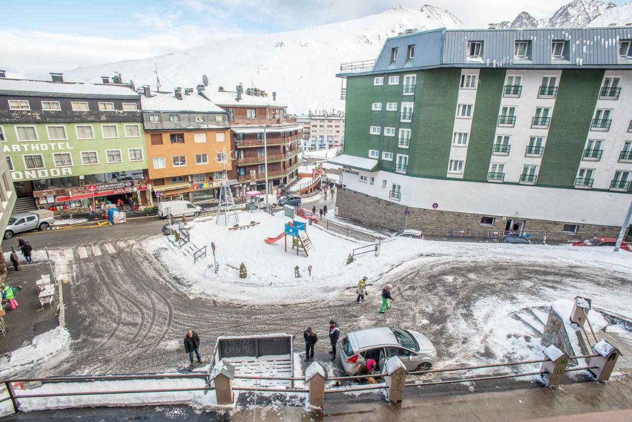 Apartamentos Nevada Mikka 3000 Pas De La Casa Exteriör bild